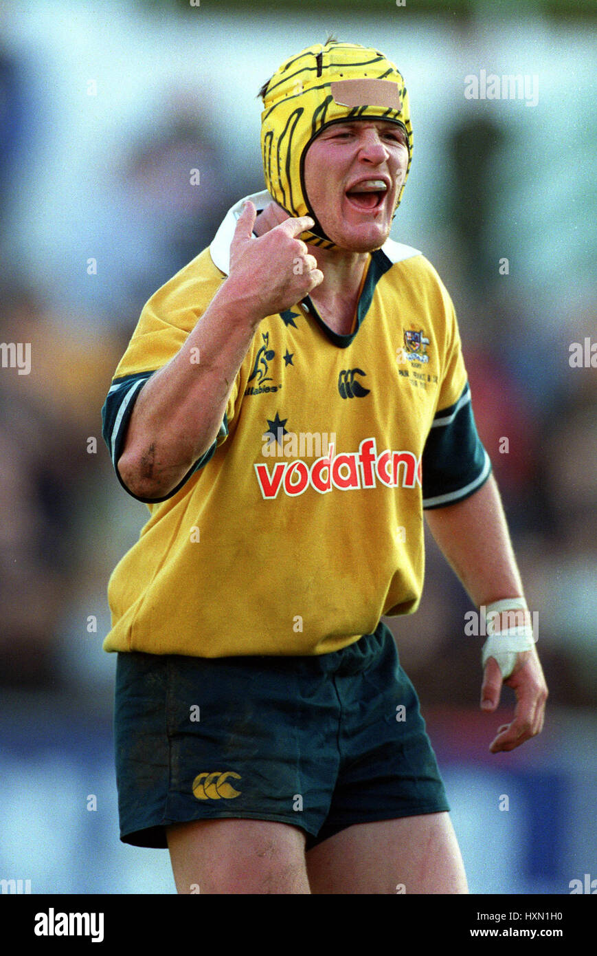 ELTON FLATLEY AUSTRALIE RU WELFORD ROAD LEICESTER 28 Octobre 2001 Banque D'Images