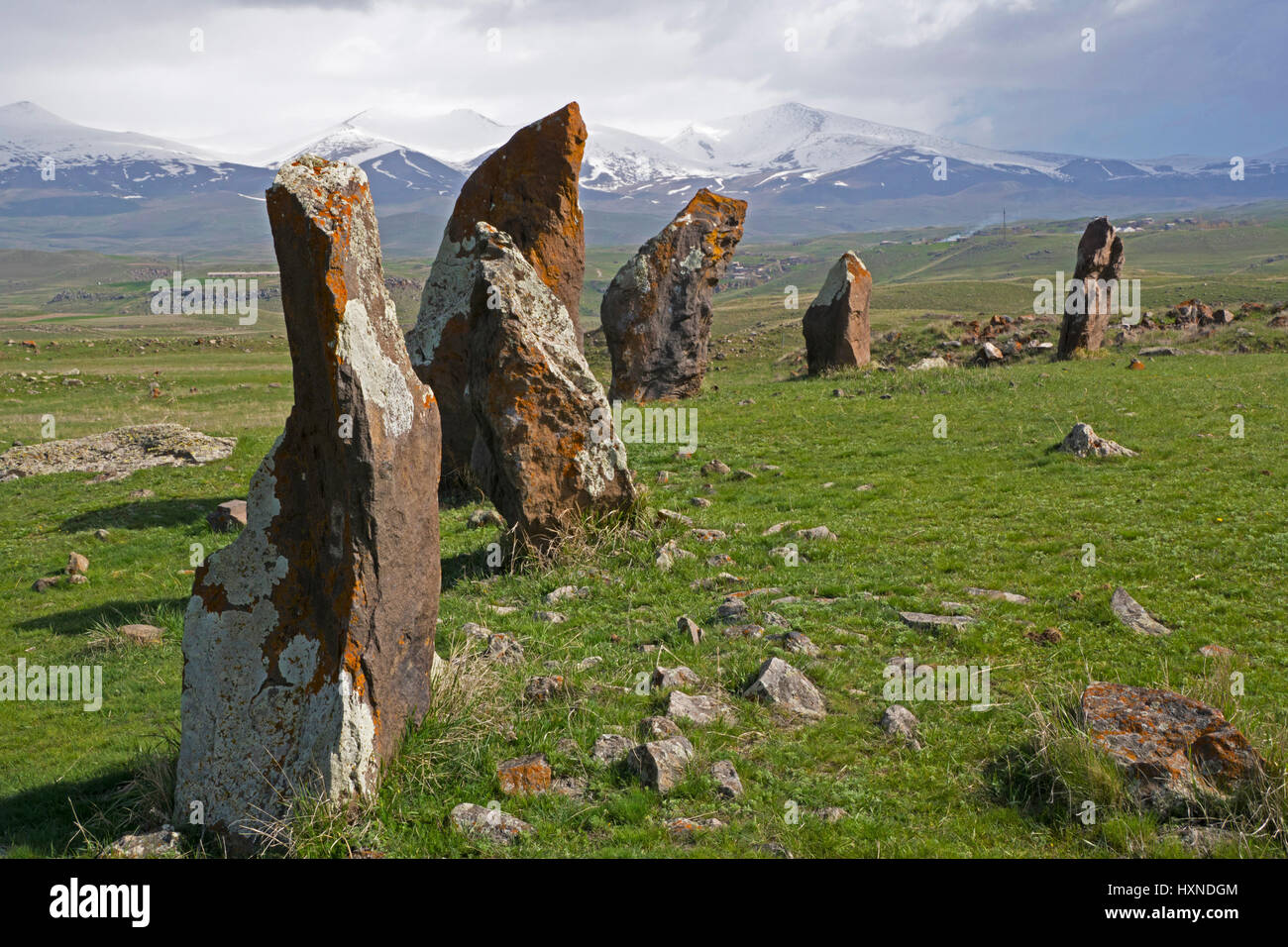 Stonehenge arménien, Carahunge Stone Circle, est de 7500 ans site mégalithique d'observation astronomique. Banque D'Images