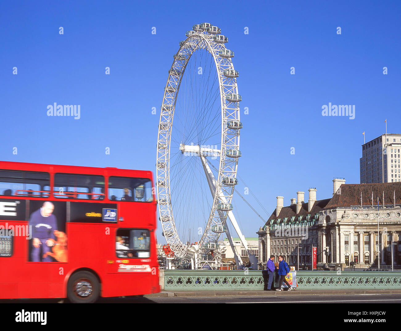 Le London Eye à partir de Westminster Bridge, London Borough of Lambeth, Greater London, Angleterre, Royaume-Uni Banque D'Images