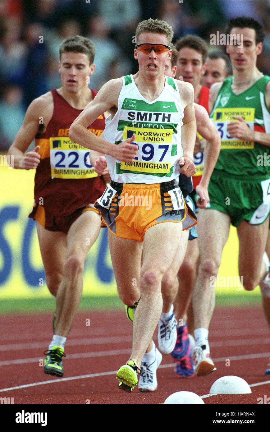 MATTHEW SMITH 5000 MÈTRES ALEXANDER STADIUM BIRMINGHAM ENGLAND 14 Juillet 2001 Banque D'Images