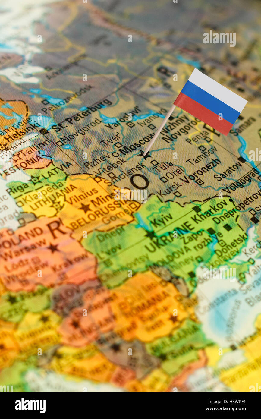Carte Avec Drapeau Miniature De La Russie Selective Focus Sur Le Drapeau Russe A Moscou Photo Stock Alamy