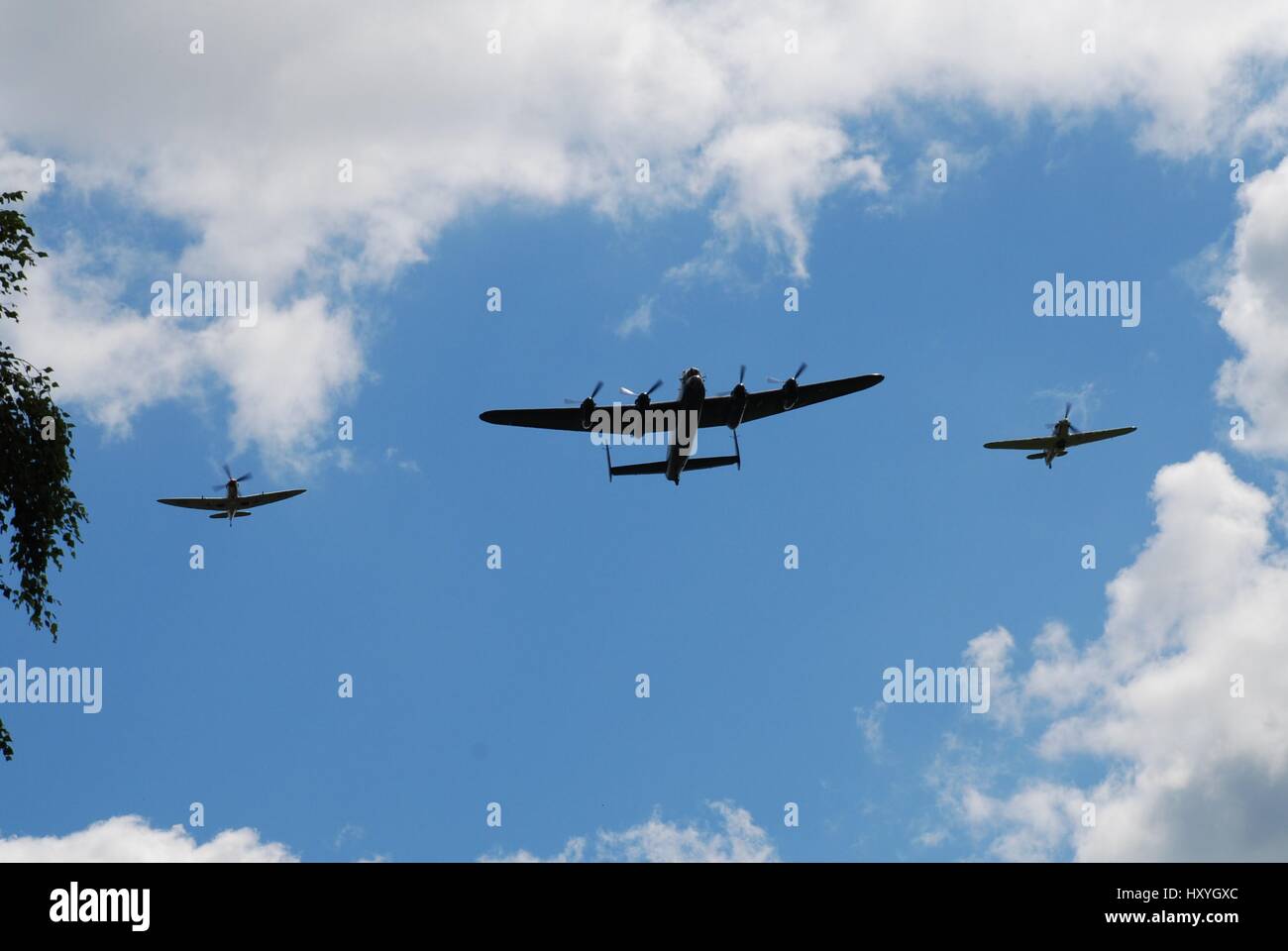 Bombardier spitfire Banque de photographies et d’images à haute