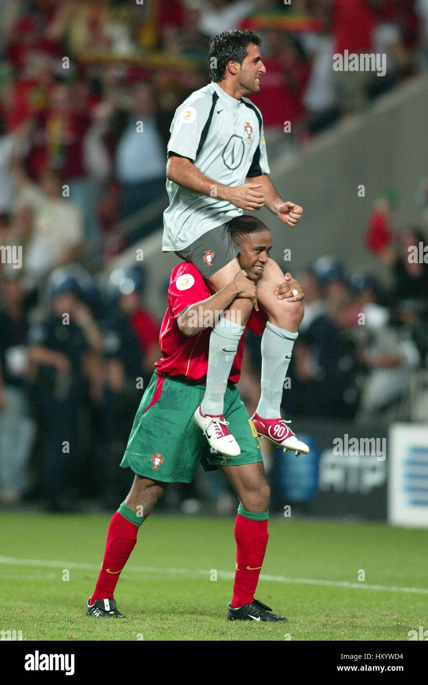 RICARDO & JORGE ANDRADE PORTUGAL V ANGLETERRE LUZ STADIUM LISBONNE PORTUGAL 24 Juin 2004 Banque D'Images