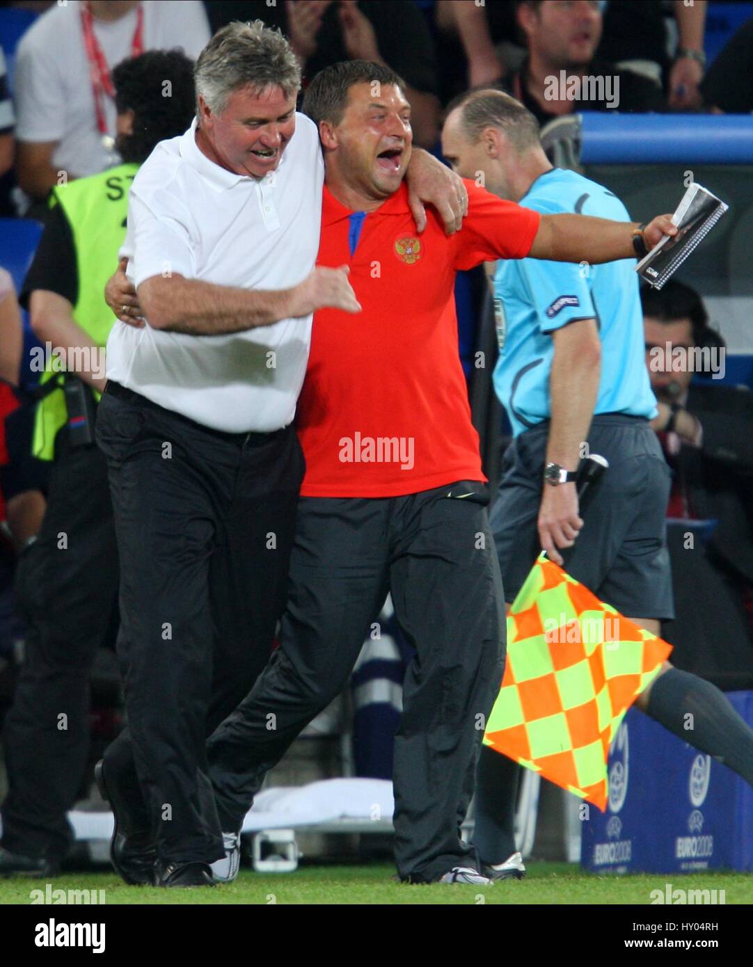GUUS HIDDINK au coup de sifflet final HOLLAND V RUSSIE ST JAKOB PARK DE BÂLE SUISSE 21 Juin 2008 Banque D'Images
