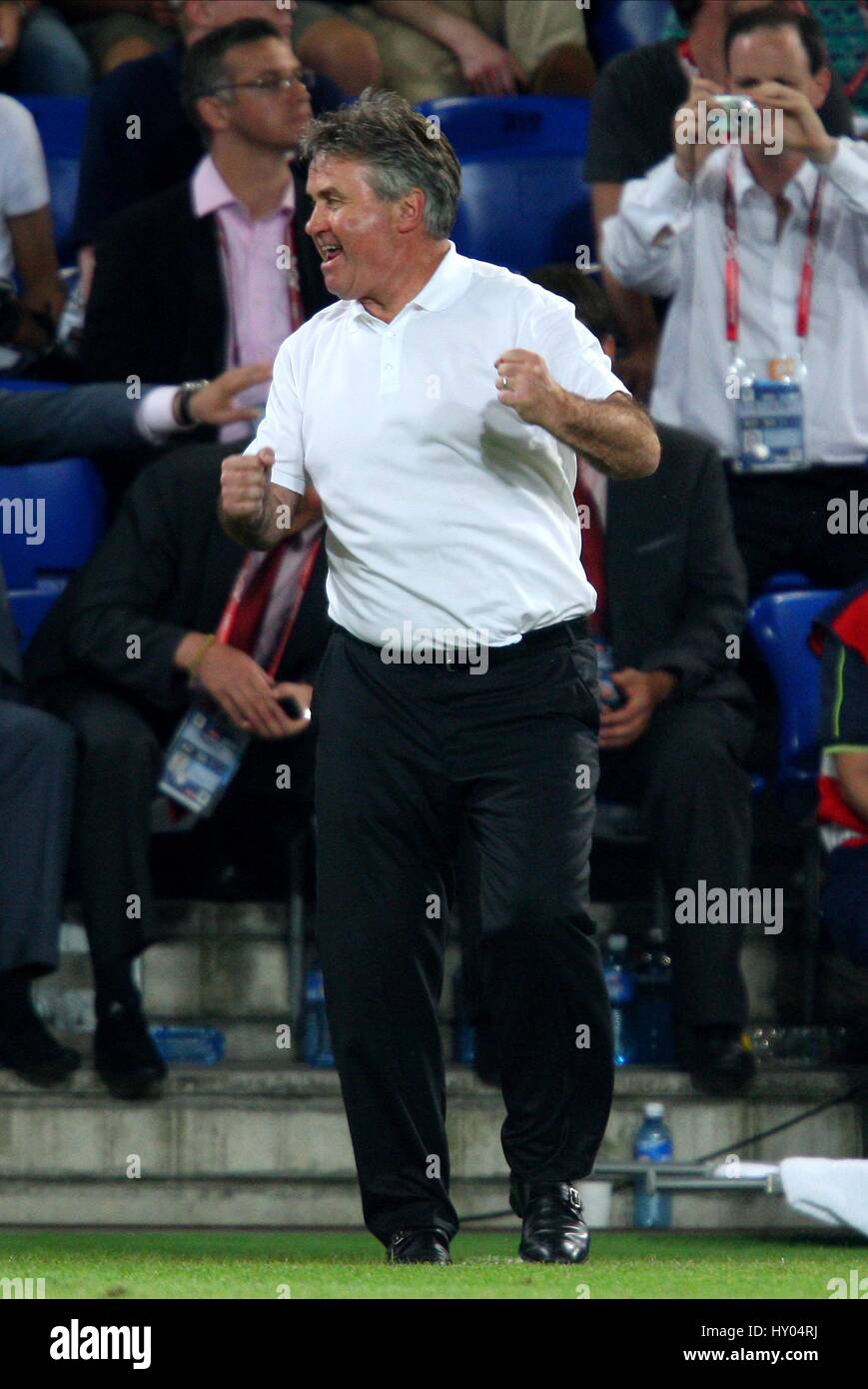 GUUS HIDDINK au coup de sifflet final HOLLAND V RUSSIE ST JAKOB PARK DE BÂLE SUISSE 21 Juin 2008 Banque D'Images