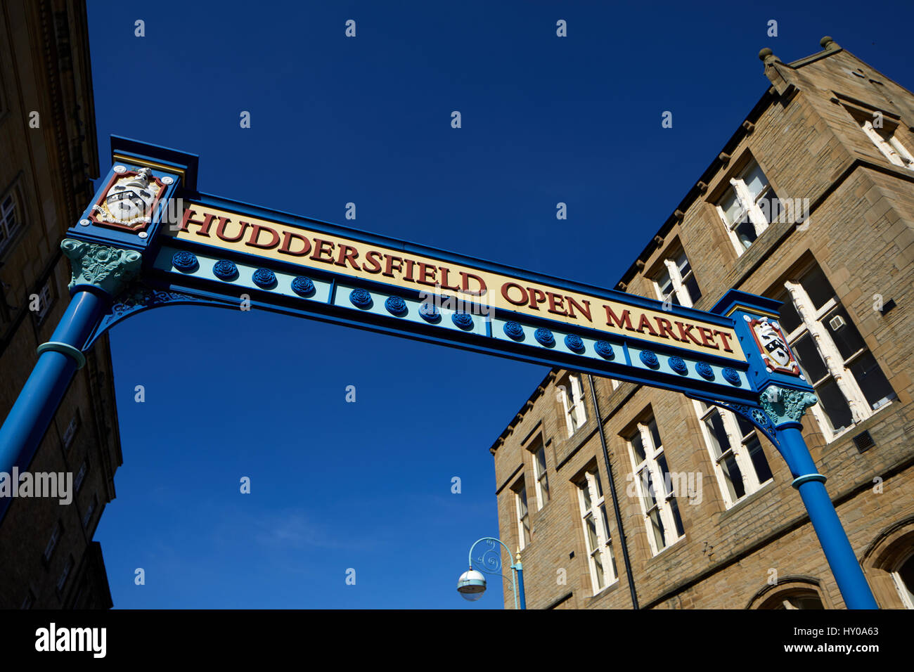Marché Ouvert de l'époque victorienne, Byram St, Huddersfield town centre-ville un grand marché de Kirklees Metropolitan Borough, West Yorkshire, Angleterre. UK. Banque D'Images