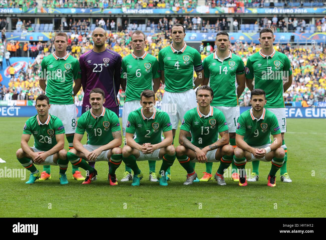 Groupe de l'ÉQUIPE DE RÉPUBLIQUE D'IRLANDE RÉPUBLIQUE D'IRLANDE RÉPUBLIQUE D'IRLANDE / SUÈDE STADE DE FRANCE PARIS FRANCE 13 juin 2016 Banque D'Images