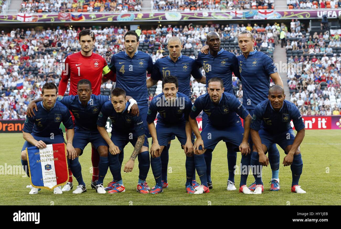L'ÉQUIPE DE FRANCE GROUPE FRANCE V ANGLETERRE FRANCE V ANGLETERRE DONBASS ARENA DONETSK UKRAINE 11 Juin 2012 Banque D'Images