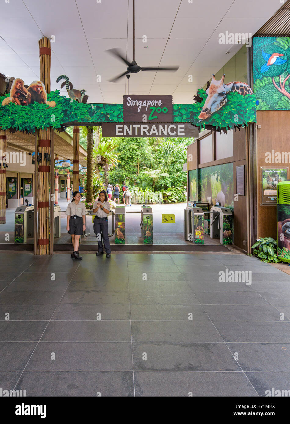 Entrée du Zoo de Singapour au-dessus des portes d'entrée pour le zoo de Singapour, Singapour Banque D'Images