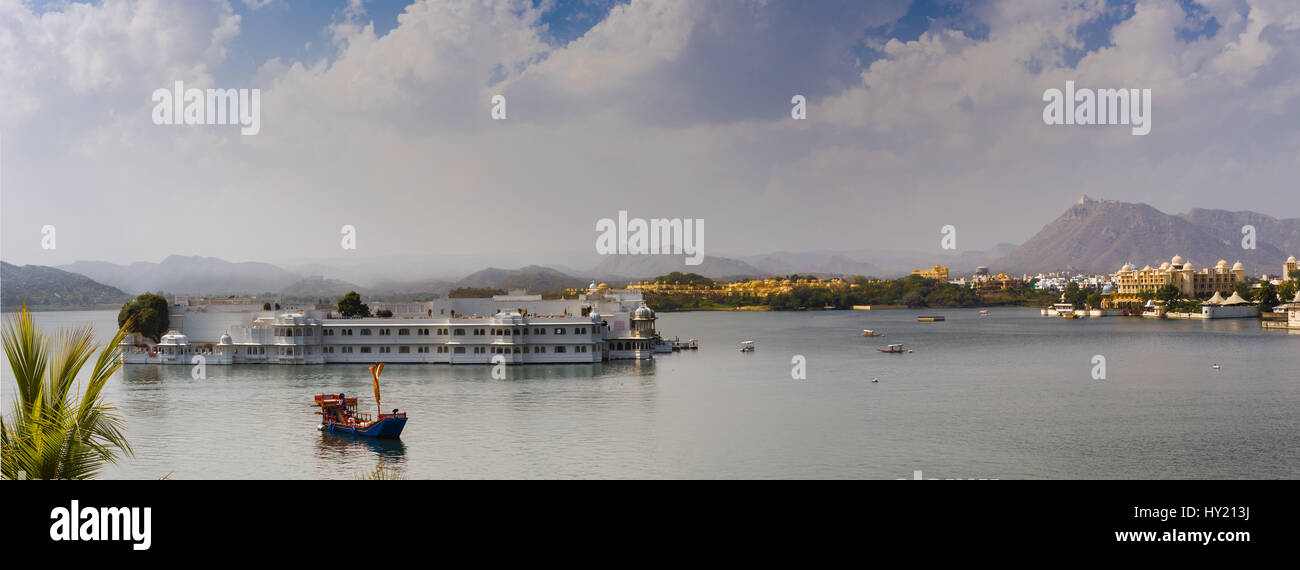 Panorama de Lake Palace à Udaipur Banque D'Images