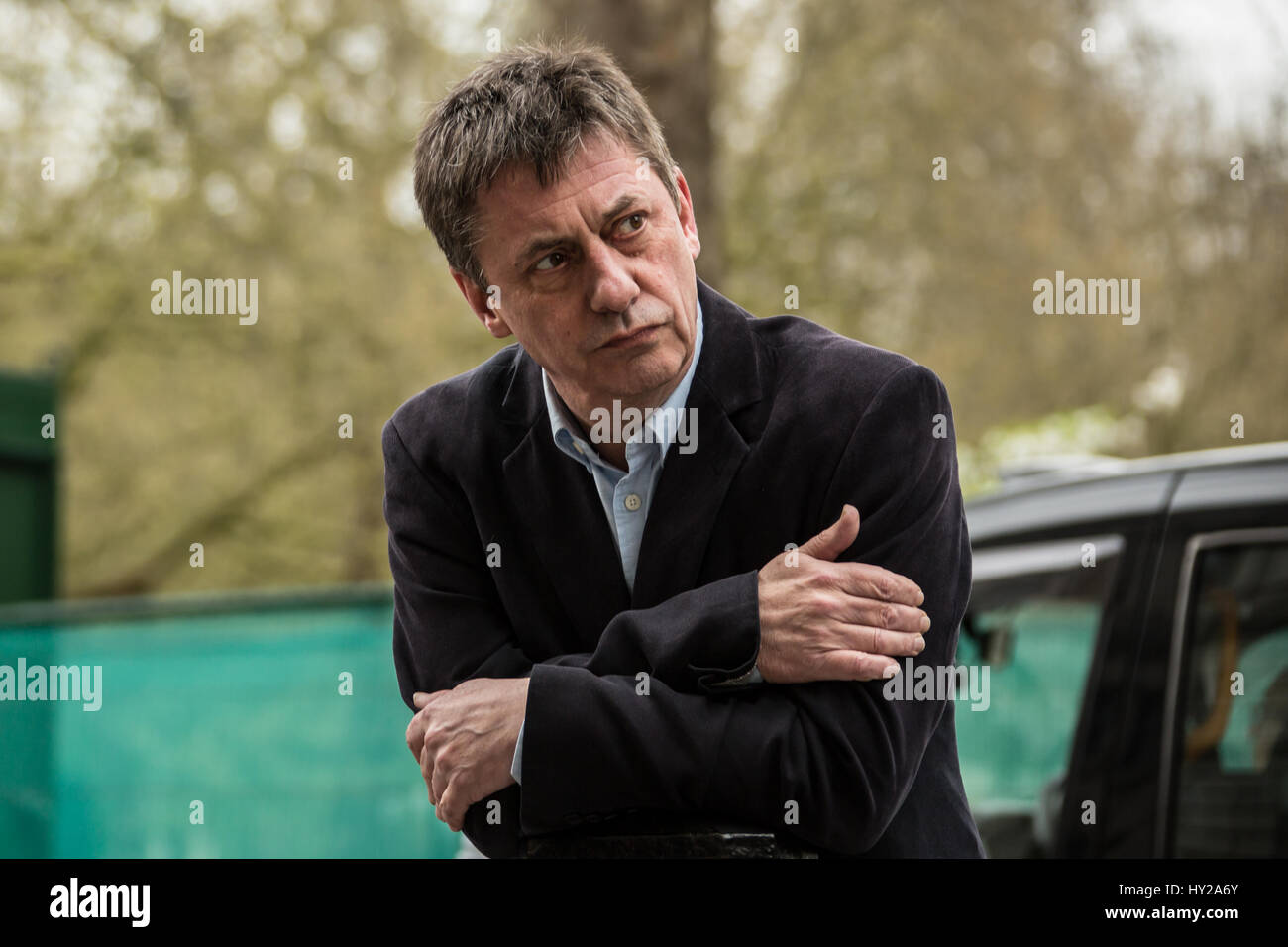 Londres, Royaume-Uni. Mar 31, 2017. Chris Baugh, le Secrétaire général adjoint de l'Union des PC. Dans une protestation au bâtiment du Trésor le PCS union européenne a demandé au gouvernement d'abandonner la poursuite de 1  % du salaire pour les travailleurs du secteur public et au lieu de négocier une augmentation juste au-dessus du taux d'inflation. Crédit : David Rowe/Alamy Live News Banque D'Images