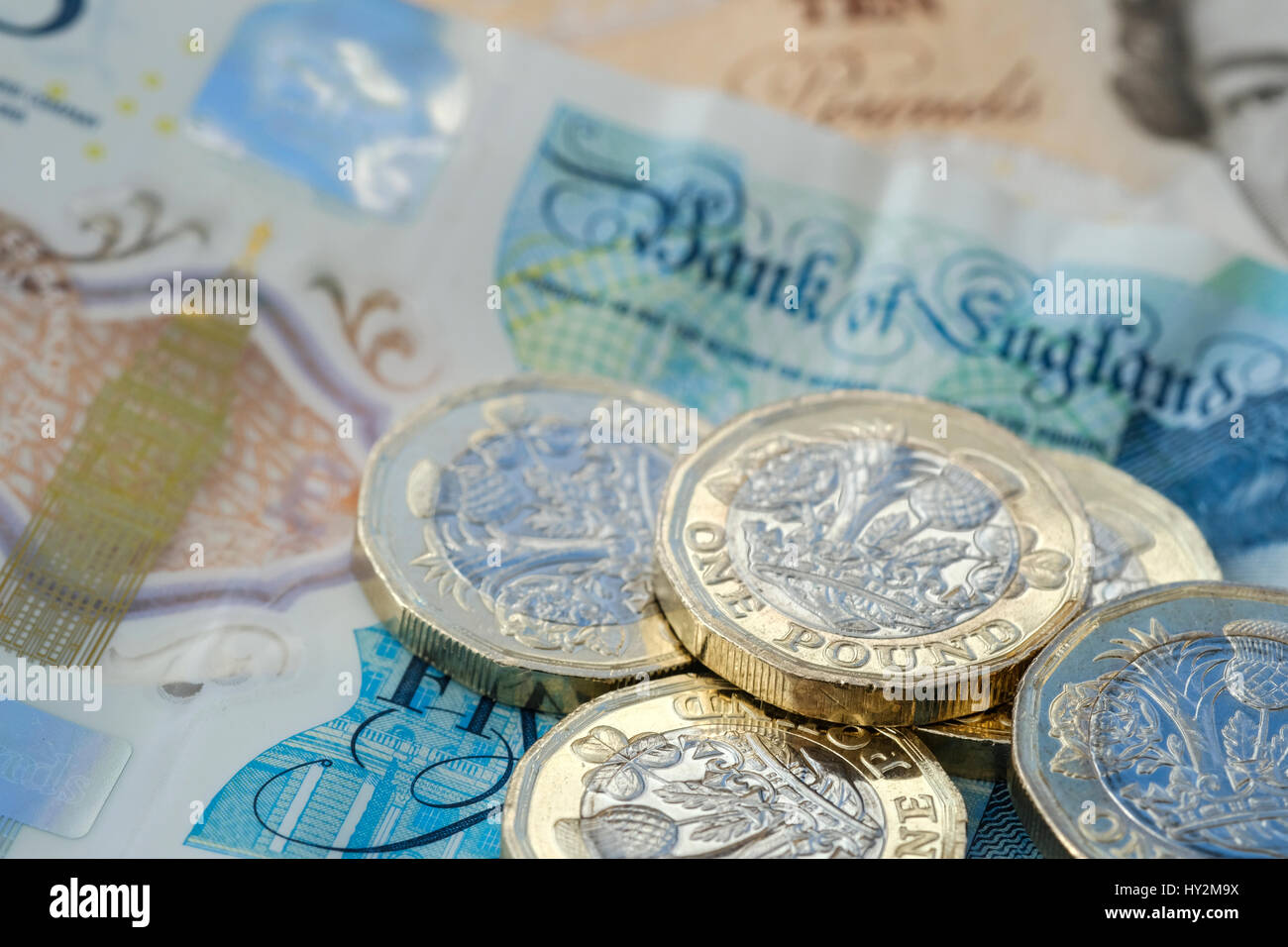 La devise britannique avec de nouveaux livres coin Banque D'Images