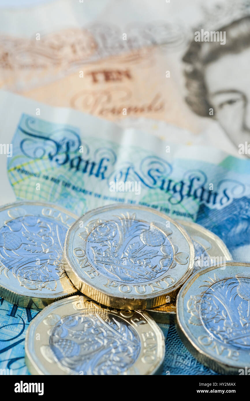 La devise britannique avec de nouveaux livres coin Banque D'Images