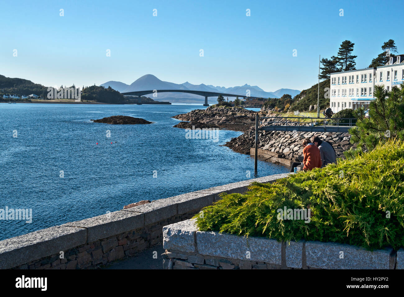 Skye Bridge et Cuillin, Highland, Scotland, UK Banque D'Images