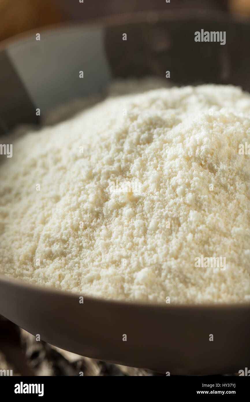Matière sèche organique pour la cuisson de la farine de coco blanc Banque D'Images