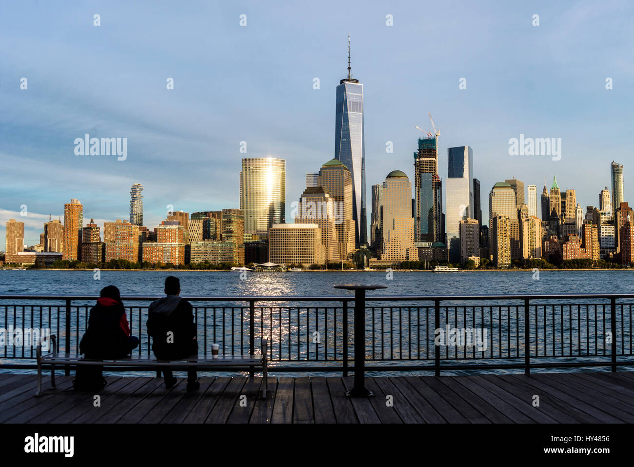 Jersey City, NJ USA, Lower Manhattan avec le World Trade Center (Freedom Tower), Battery Park