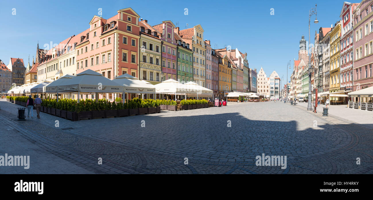 Pologne, Wroclaw, ligne de maisons l'Est et le nord de la place Rynek Banque D'Images