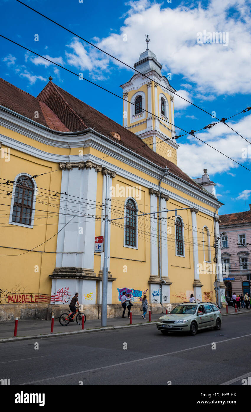 Église évangélique sur Regele Ferdinand Avenue à Cluj Napoca, deuxième ville la plus peuplée en Roumanie Banque D'Images