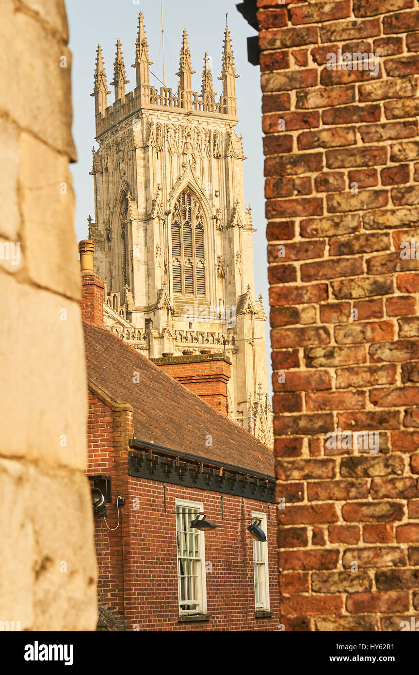La cathédrale de York dans le centre-ville historique. Banque D'Images