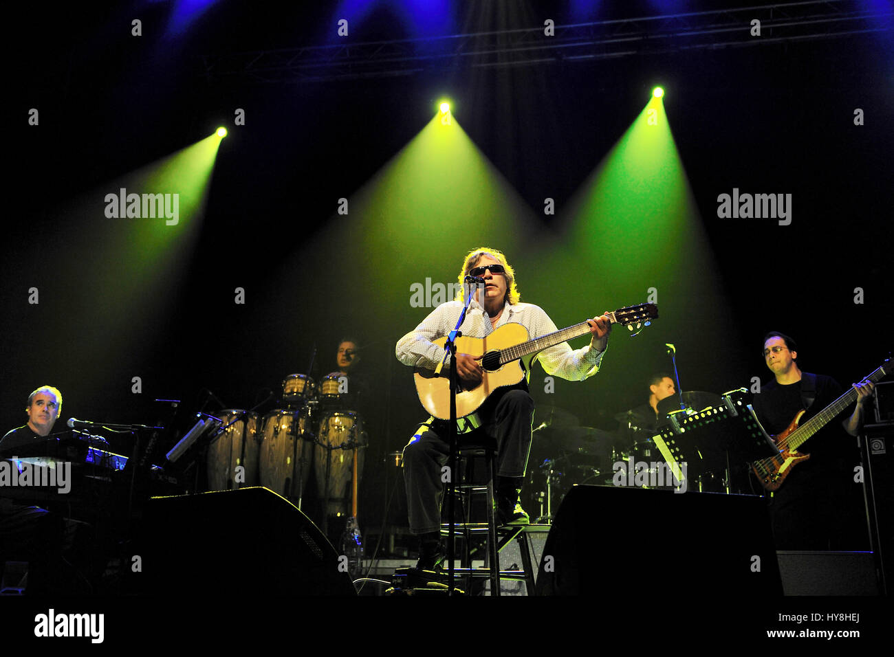 Puerto Rican singer et guitariste virtuose, JoséFeliciano,José Feliciano (né le 10 septembre 1945) est un guitariste virtuose portoricain, chanteuse Banque D'Images