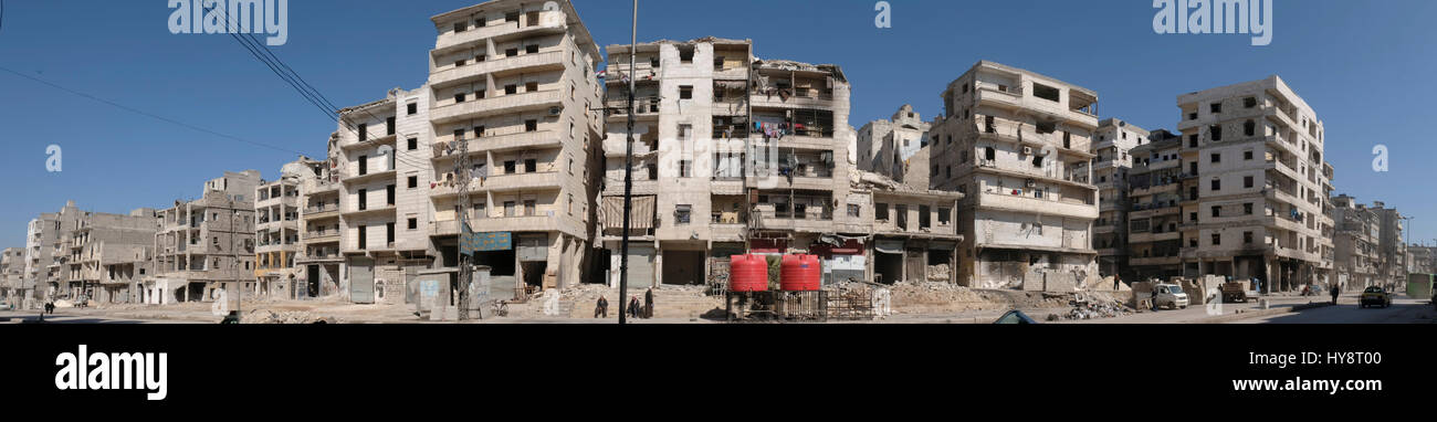 La distribution de l'eau dans le district Fardous, Alep, Syrie, début 2017 Banque D'Images