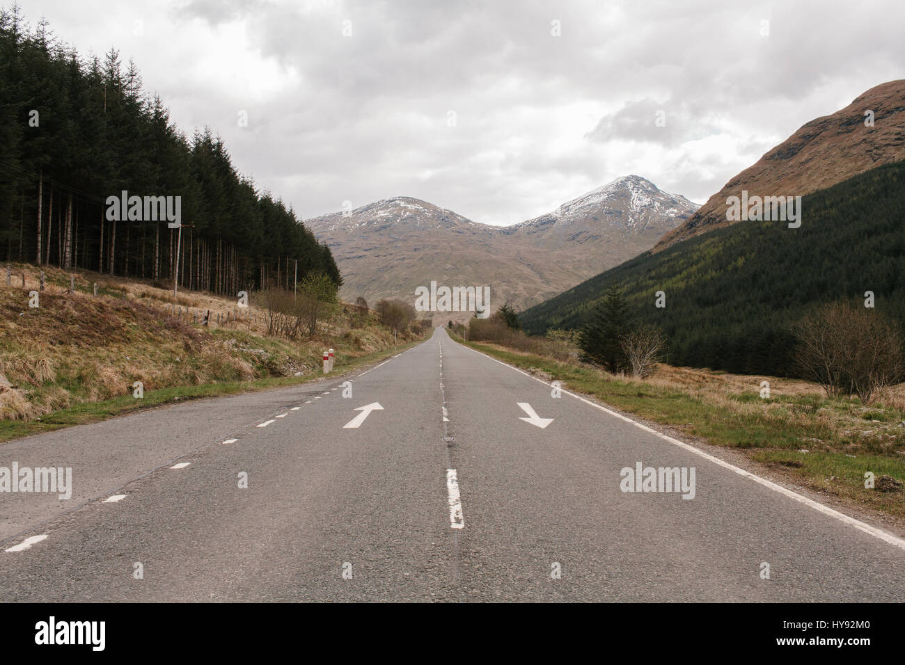 Afficher le long de A85 vers Tyndrum. Banque D'Images