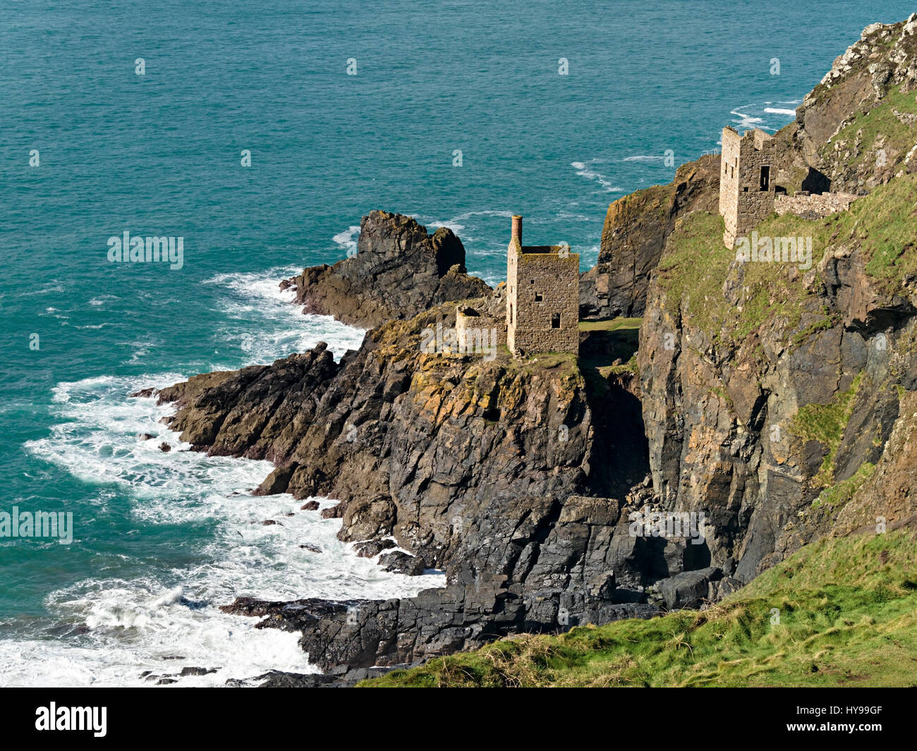 "L'ancien des sociétés mines d'étain de Cornouailles à Botallack utilisé comme lieu de tournage pour l'Grambler mine en série TV de la BBC Poldark, Cornwall, England, UK Banque D'Images