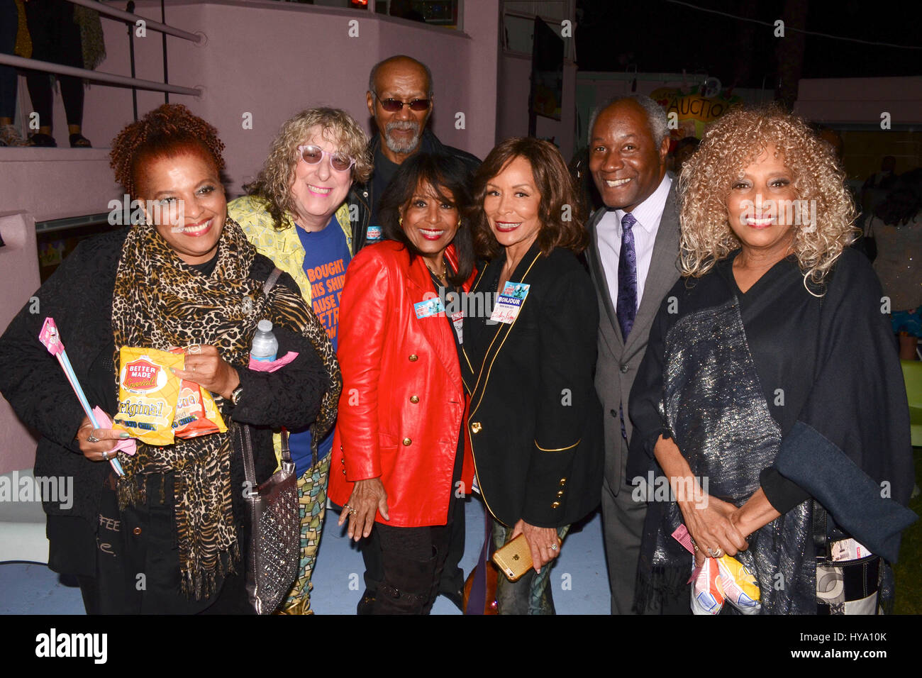 Detroit, Michigan, USA. 01 avr, 2017. Allee Willis, Freda Payne et Joyce Vincent Wilson assiste à l'Allee Willis' Detroit Party' au profit du théâtre jeunesse mosaïque de Detroit fête ses 25 ans d'excellence. Crédit : l'accès Photo/Alamy Live News' Banque D'Images