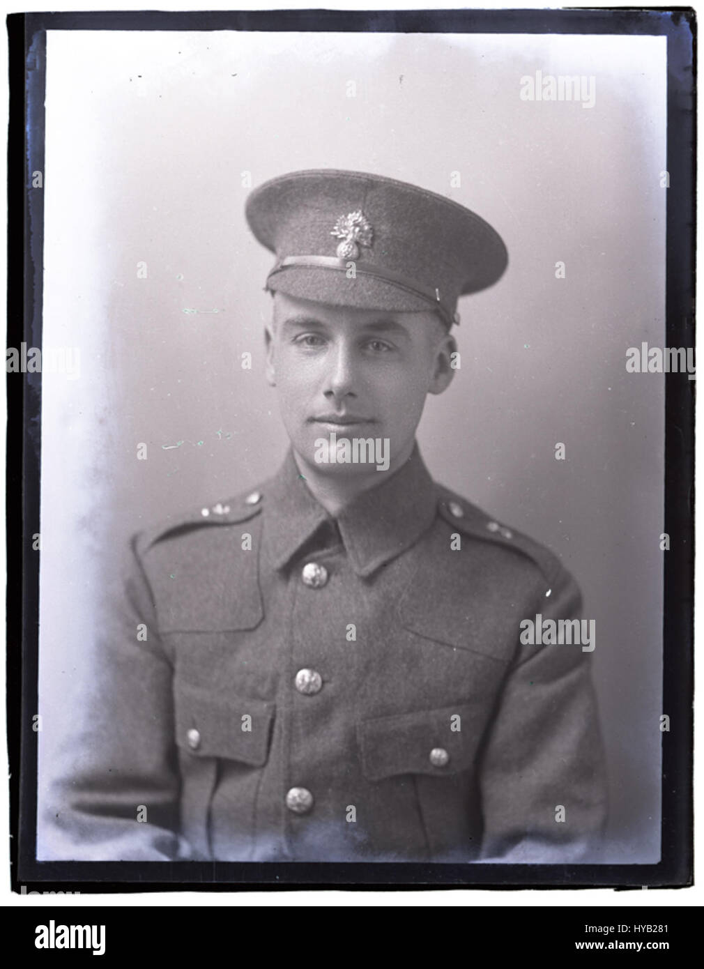 Cette photographie ou portrait, daté du 29 décembre 1914, représente G.H. Cant, Esq., un personnage du début du XXe siècle. L'image donne un aperçu de la mode de l'époque et le comportement professionnel des hommes à cette époque. Banque D'Images