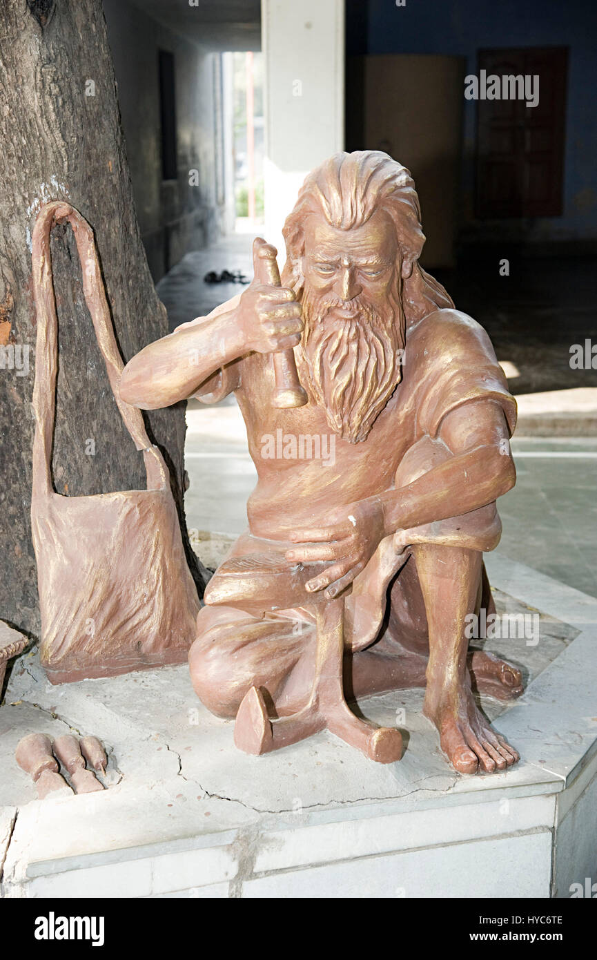 Sculpture sant Guru Ravidas, kabir chaura, Varanasi, Uttar Pradesh, Inde, Asie Banque D'Images