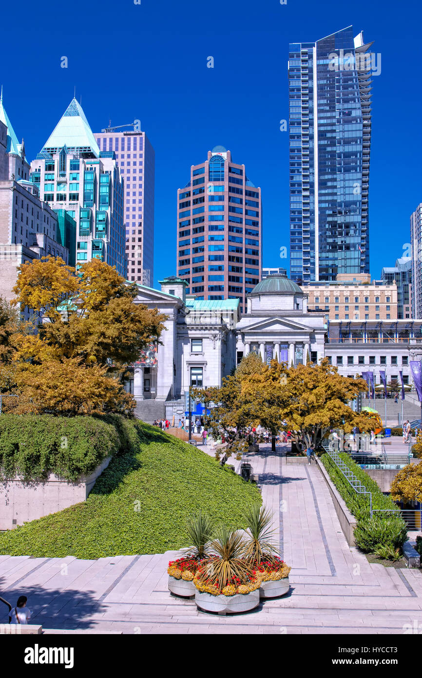 Robson Square à Vancouver Banque D'Images