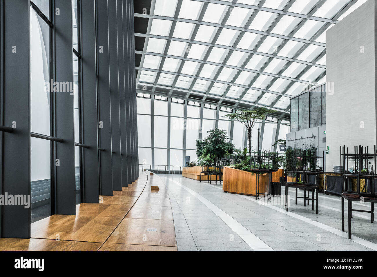 Le 'jardin de ville 36 bar' du ciel jardins du bâtiment de talkie-walkie, 20 Fenchurch Street, City of London, en Angleterre. Banque D'Images