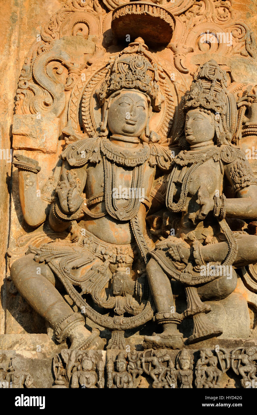 Détail sur le mur Chennakesava Temple dans la ville Hassan dans l'état du Karnataka, Inde Banque D'Images