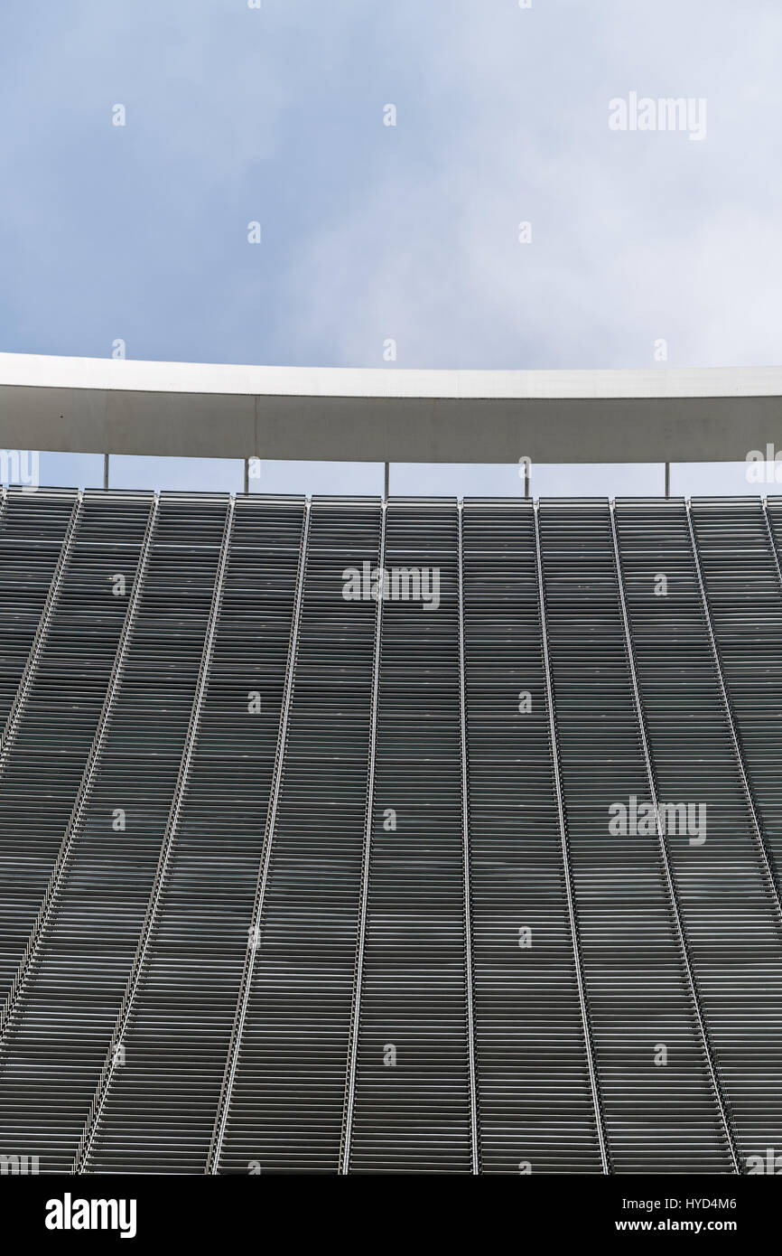 Fenêtres sur le côté sud de l'un skyscraperat talkie-walkie, 20 Fenchurch Street, City of London, en Angleterre. Banque D'Images