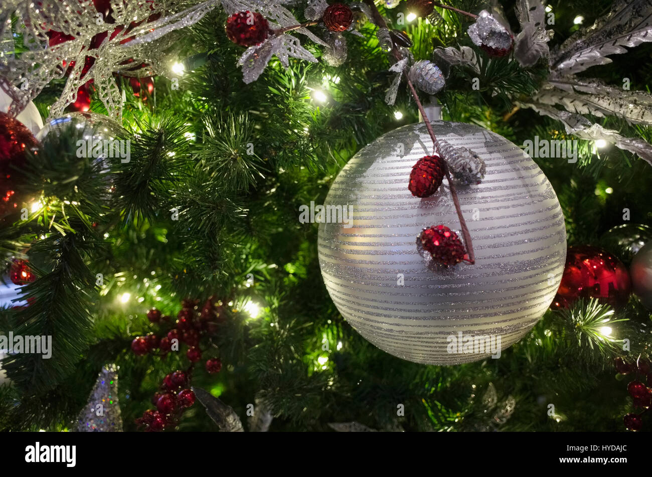 Arbre de Noël coloré Banque D'Images