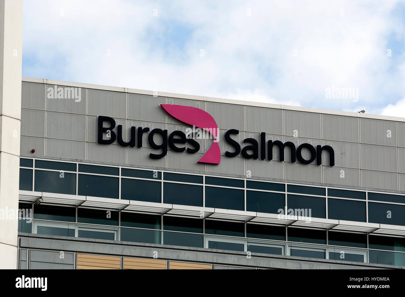 Cabinet Salmon Burges signe, Temple Quay, Bristol, Royaume-Uni Banque D'Images