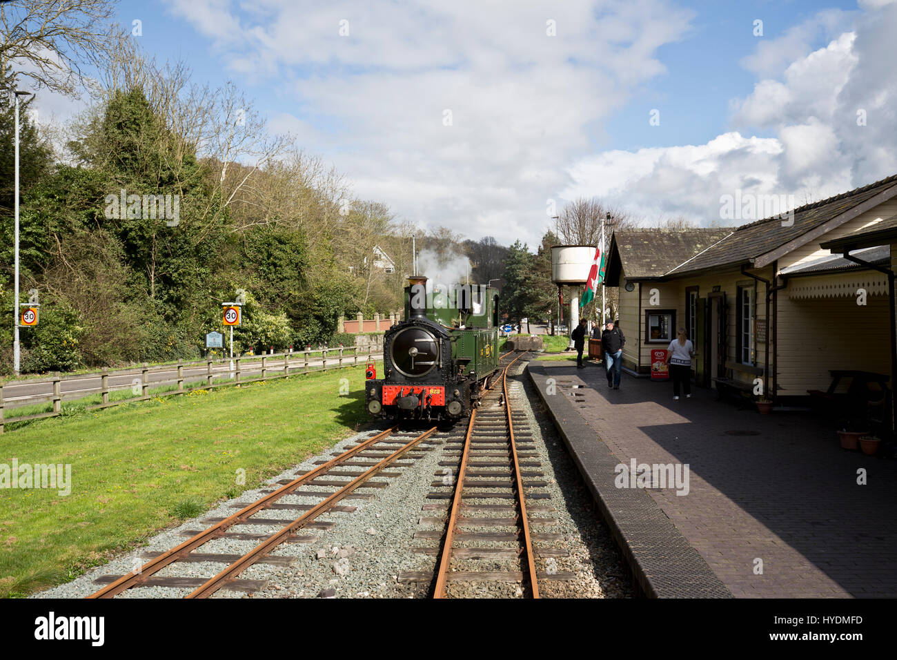 WELSHPOOL ET LLANFAIR RAILWAY STATION, POWYS CASTLE CAREINION Banque D'Images