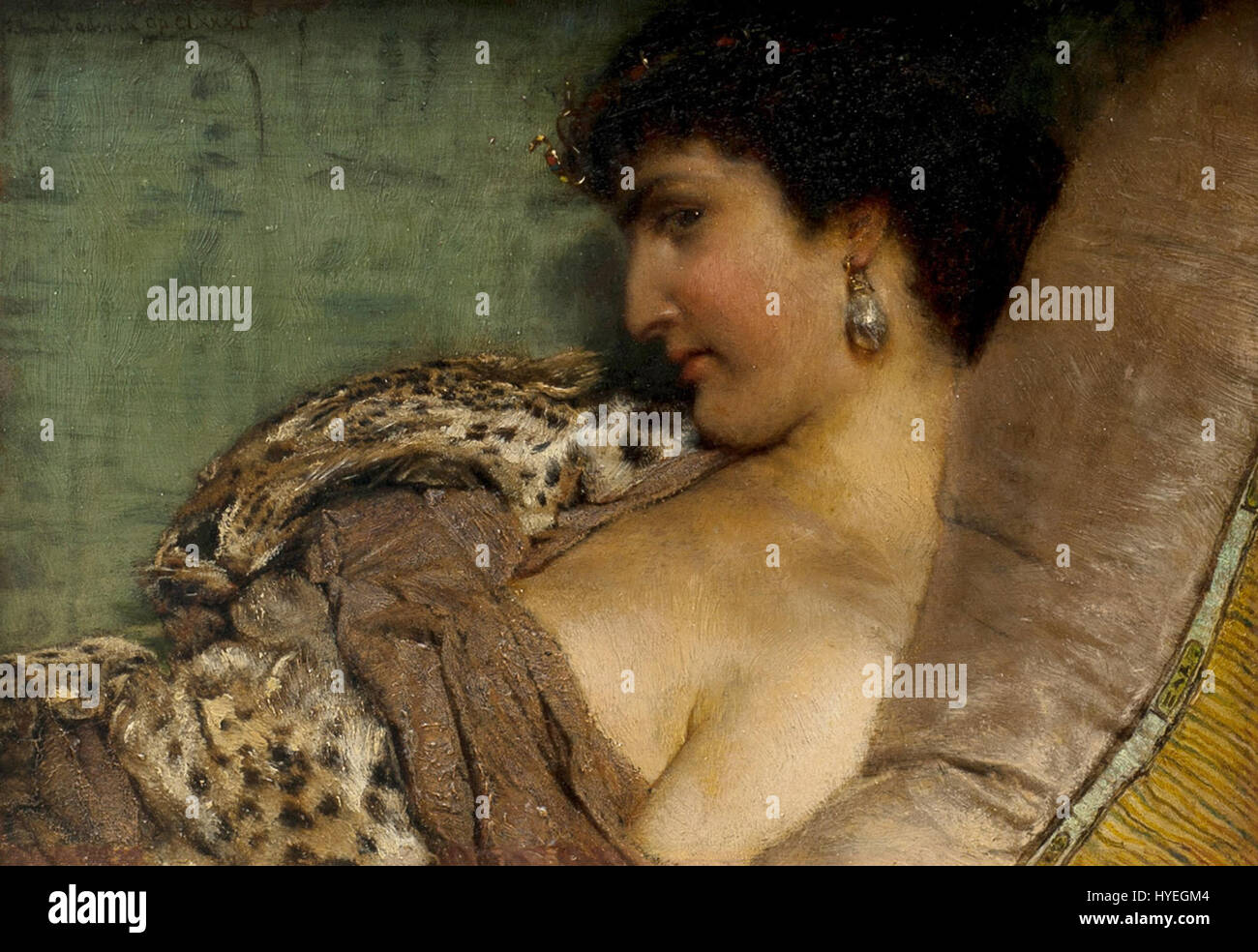 La peinture de Lawrence Alma-Tadema 'Cléopâtre' capture la grandeur et l'opulence de l'Egypte ancienne. Connu pour ses représentations détaillées et vibrantes de scènes historiques, Alma-Tadema donne vie à la reine égyptienne. Banque D'Images