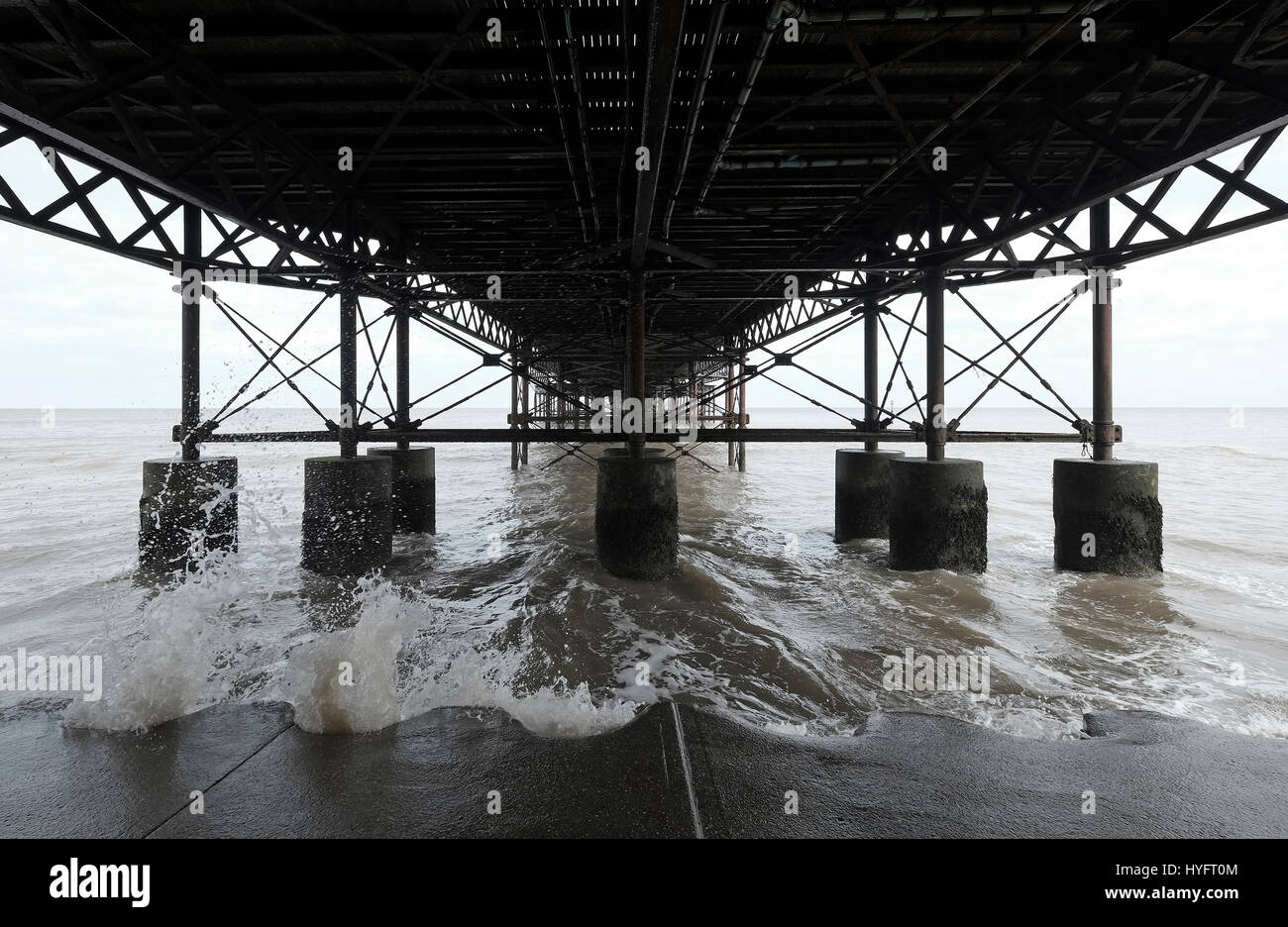 Sous jetée de Cromer, North Norfolk, Angleterre Banque D'Images