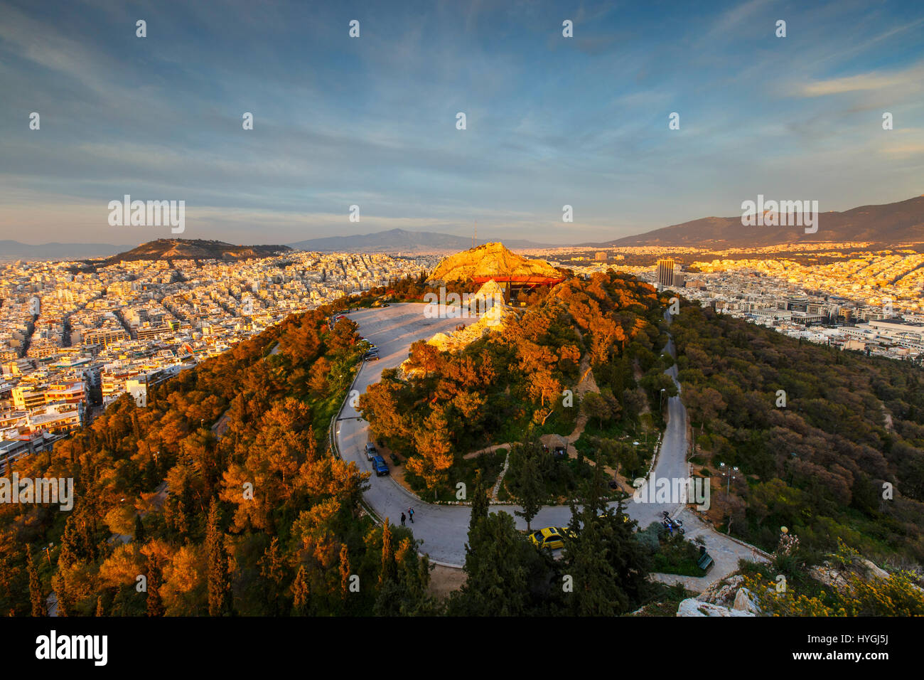 Vue d'Athènes depuis la colline du Lycabette au coucher du soleil, la Grèce. Banque D'Images