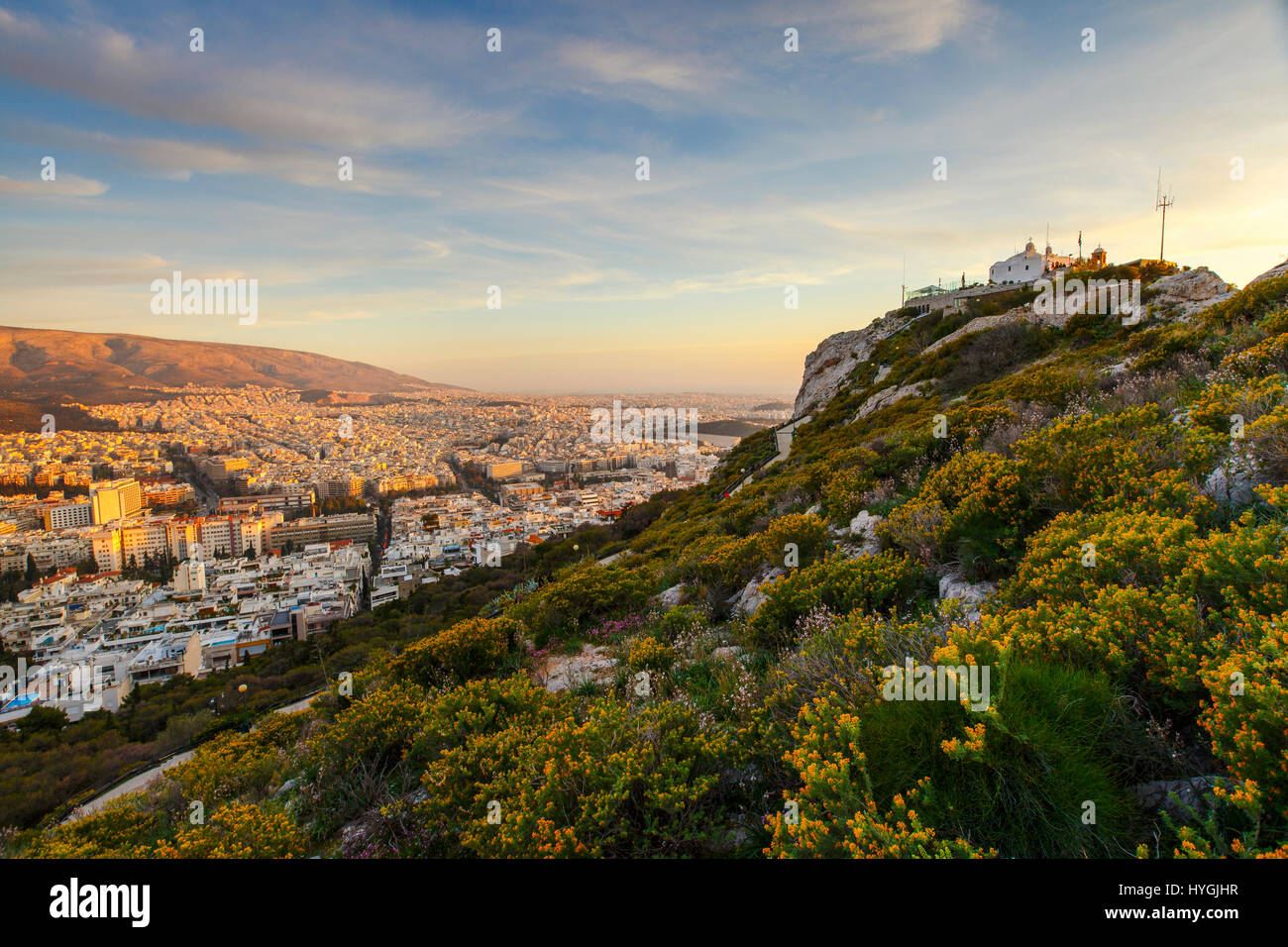 Vue d'Athènes depuis la colline du Lycabette au coucher du soleil, la Grèce. Banque D'Images