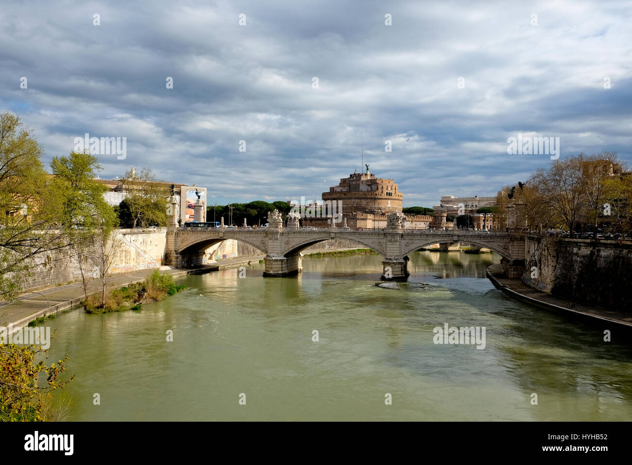 Vue sur le Tibre au Château de St Angelo à Rome Banque D'Images