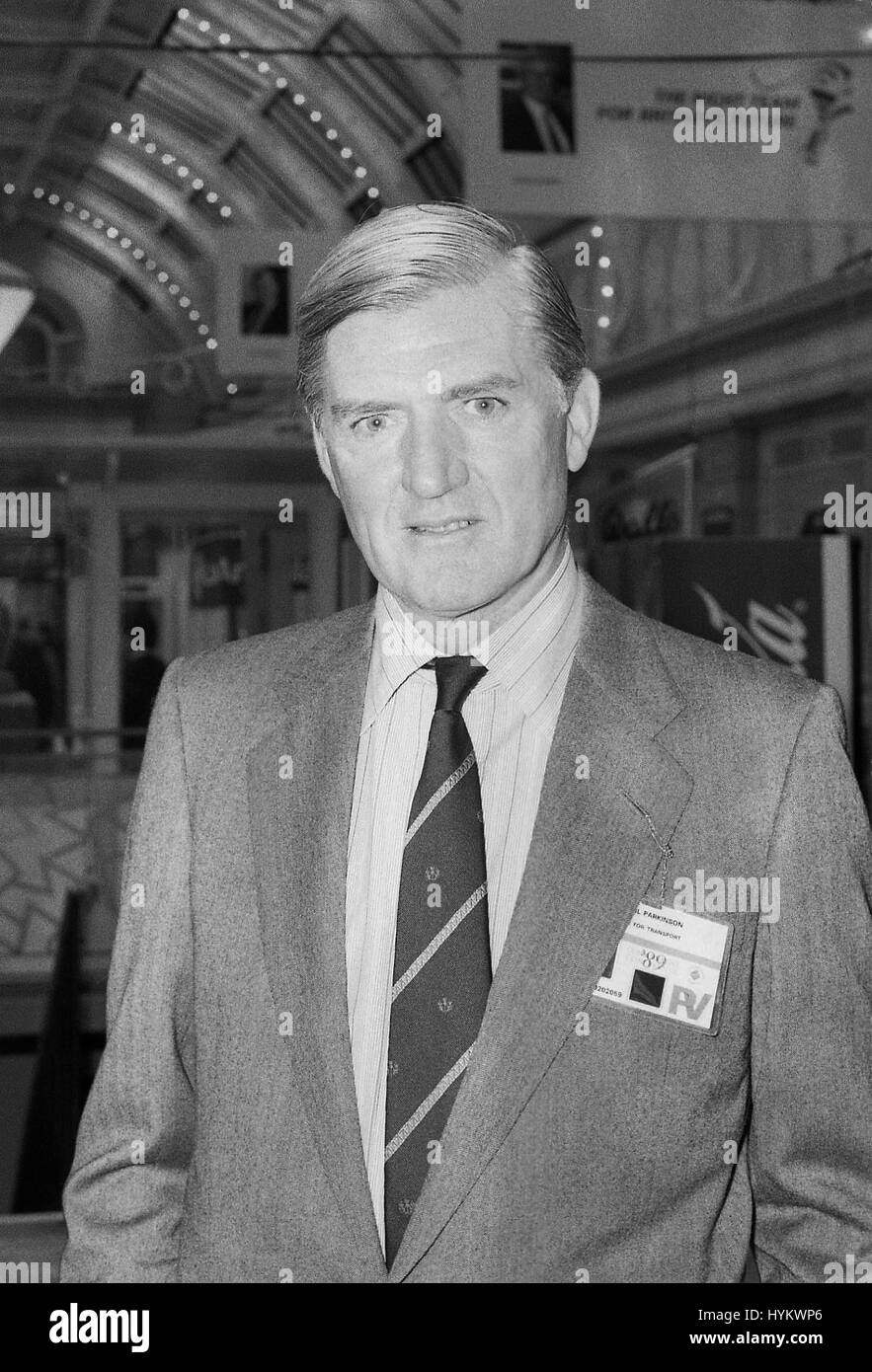 Rt. L'honorable Cecil Parkinson, Secrétaire d'Etat aux transports et du parti Conservateur Député de Hertsmere, assiste à la conférence du parti à Blackpool, Angleterre le 10 octobre 1989. Banque D'Images