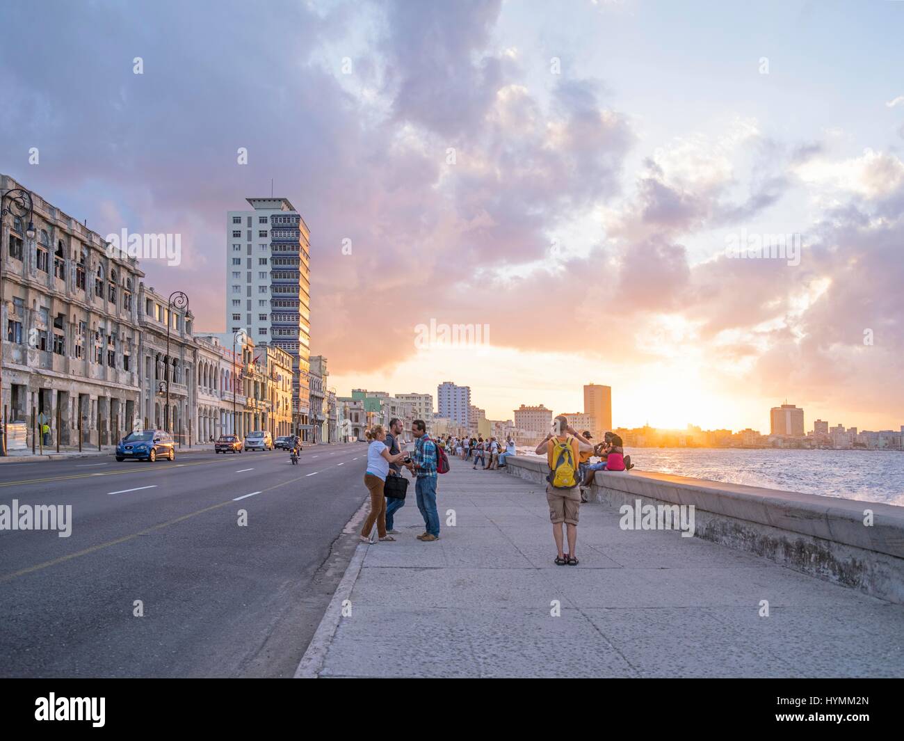 Vue du coucher de soleil du Malecon, La Havane, La Havane, Cuba Banque D'Images