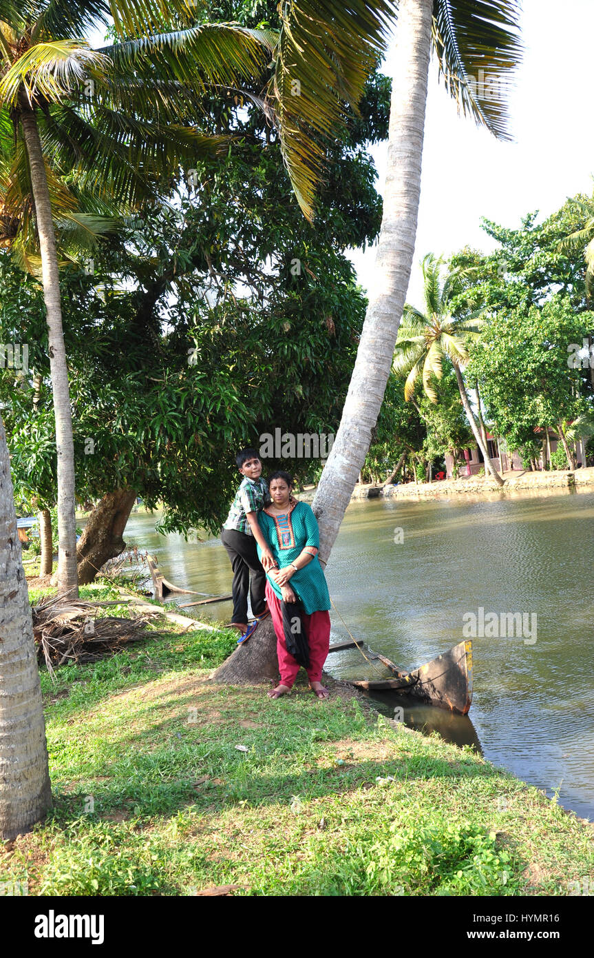 Kerala famille appréciant le bord du lac. Beauté naturelle, Inde, Asie (photo Copyright © par Saji Maramon) Banque D'Images