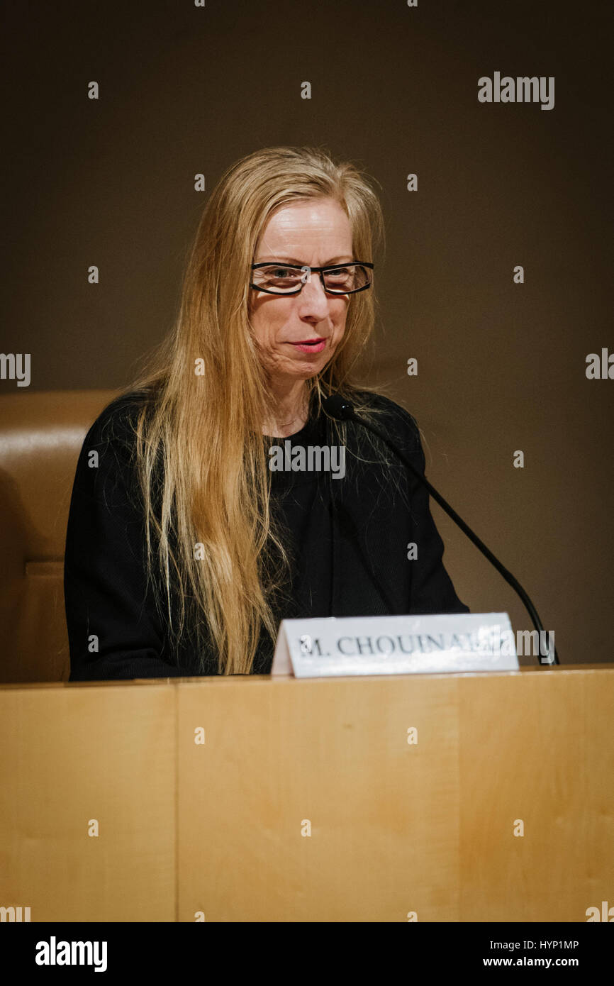 Rome, Italie. 06 avr, 2017. Marie Chouinard parle au cours de la conférence de présentation de la danse, théâtre et musique de la Biennale de Venise 2017 à l'Auditorium de l'Ara Pacis à Rome, Italie. Credit : Jacopo Landi/éveil/Alamy Live News Banque D'Images