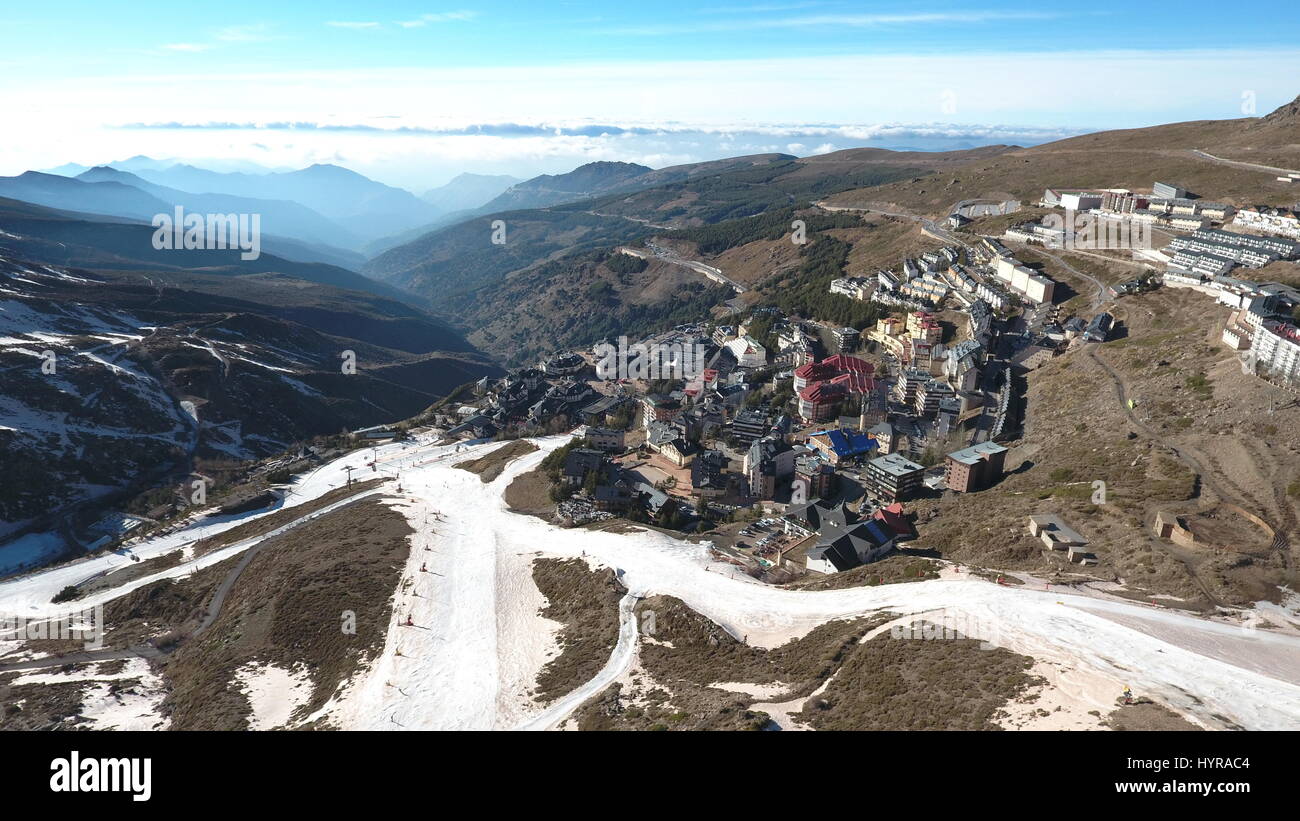 Station de ski de Sierra Nevada se préparer pour le coucher du soleil Banque D'Images