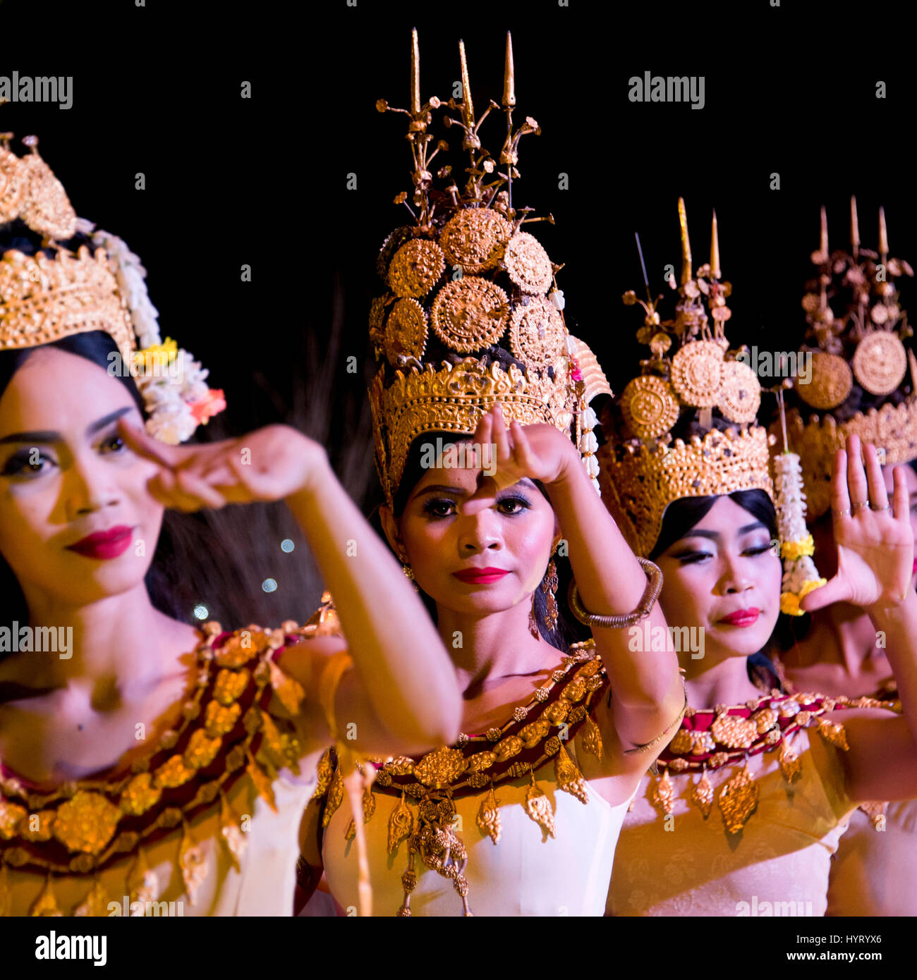 L'Asie du sud-est, Indochine, Royaume du Cambodge, Cambodge, Jan 2017, vue sur place de la danse Apsara traditionnelles au Cambodge. Banque D'Images