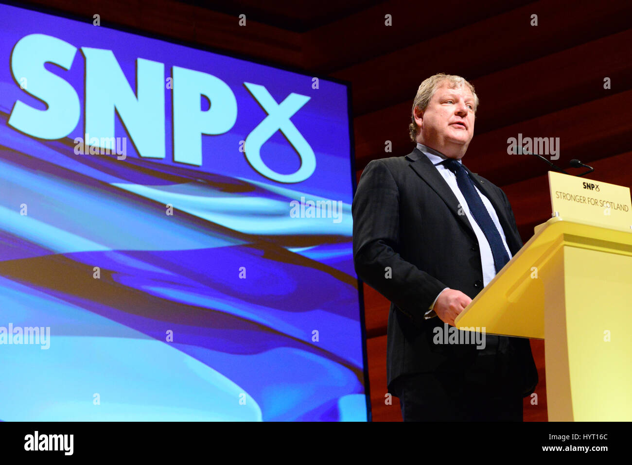 Angus Robertson MP, SNP Westminster leader, énonce les objectifs du parti pour l'élection générale de 2015 à la conférence annuelle du parti à Perth Banque D'Images