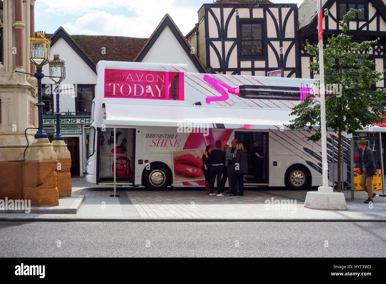 Inscrivez-vous aujourd'hui Avon voyager bus, autocar de tourisme, des produits de beauté et maquillage ayant une occasion d'affaires, des affaires sur le côté ou le deuxième revenu. Banque D'Images